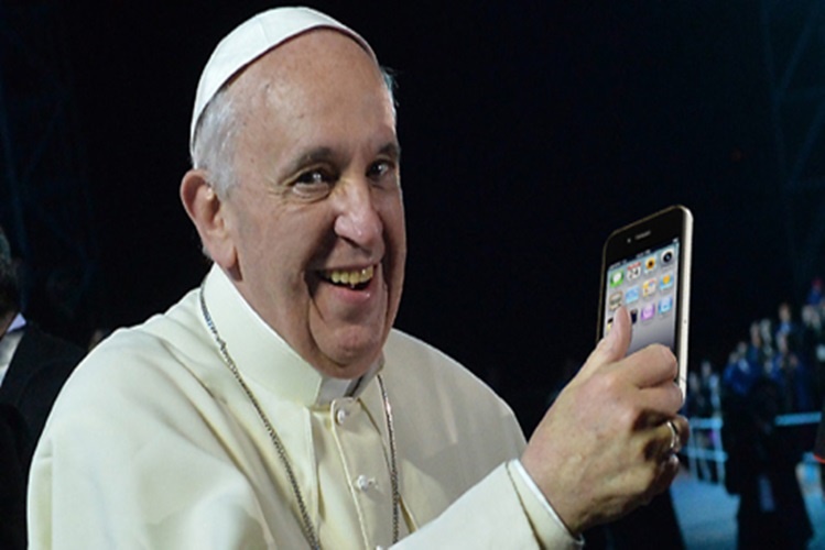 Resultado de imagem para papa e as redes sociais